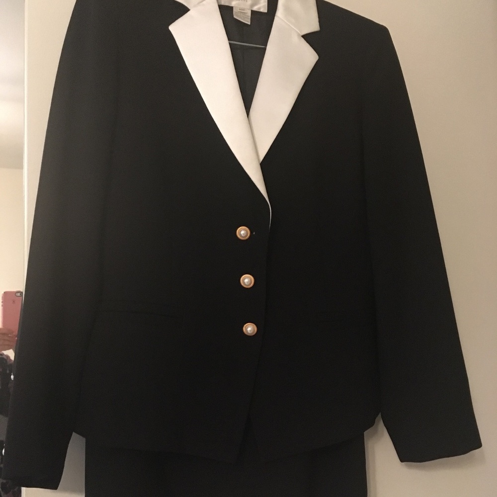 Suit